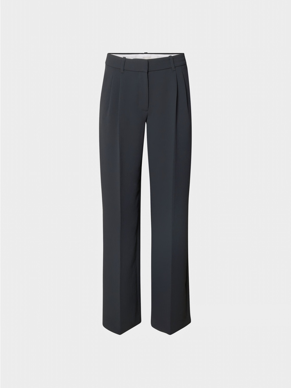 Aritzia Effortless Pants